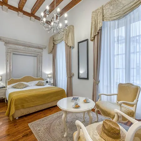 Palmotta Palace