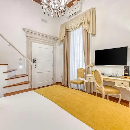 Palmotta Palace *