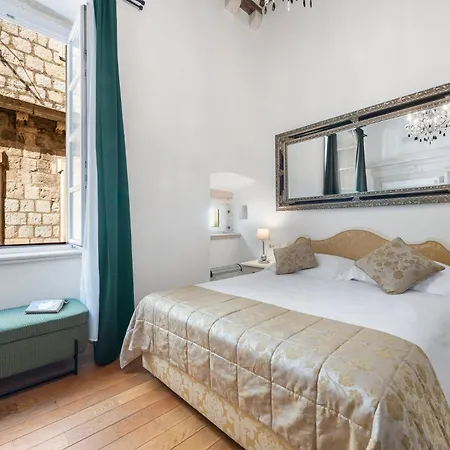 Palmotta Palace Apartment *