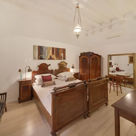 Palmotta Palace Διαμέρισμα *