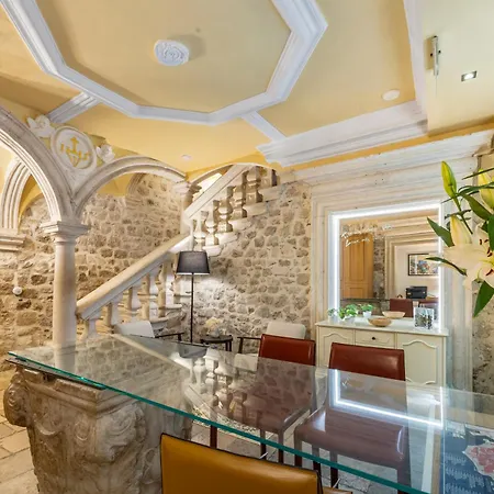 Palmotta Palace Ντουμπρόβνικ