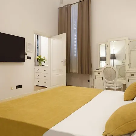 Palmotta Palace Apartment