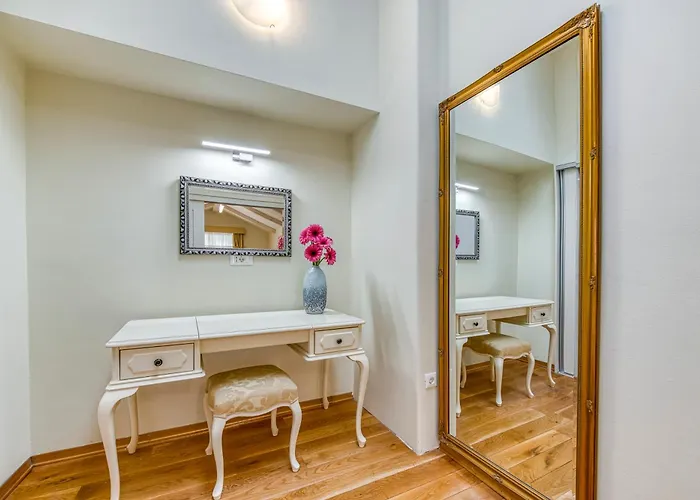 Lejlighed Palmotta Palace